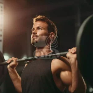 Мужчина со штангой